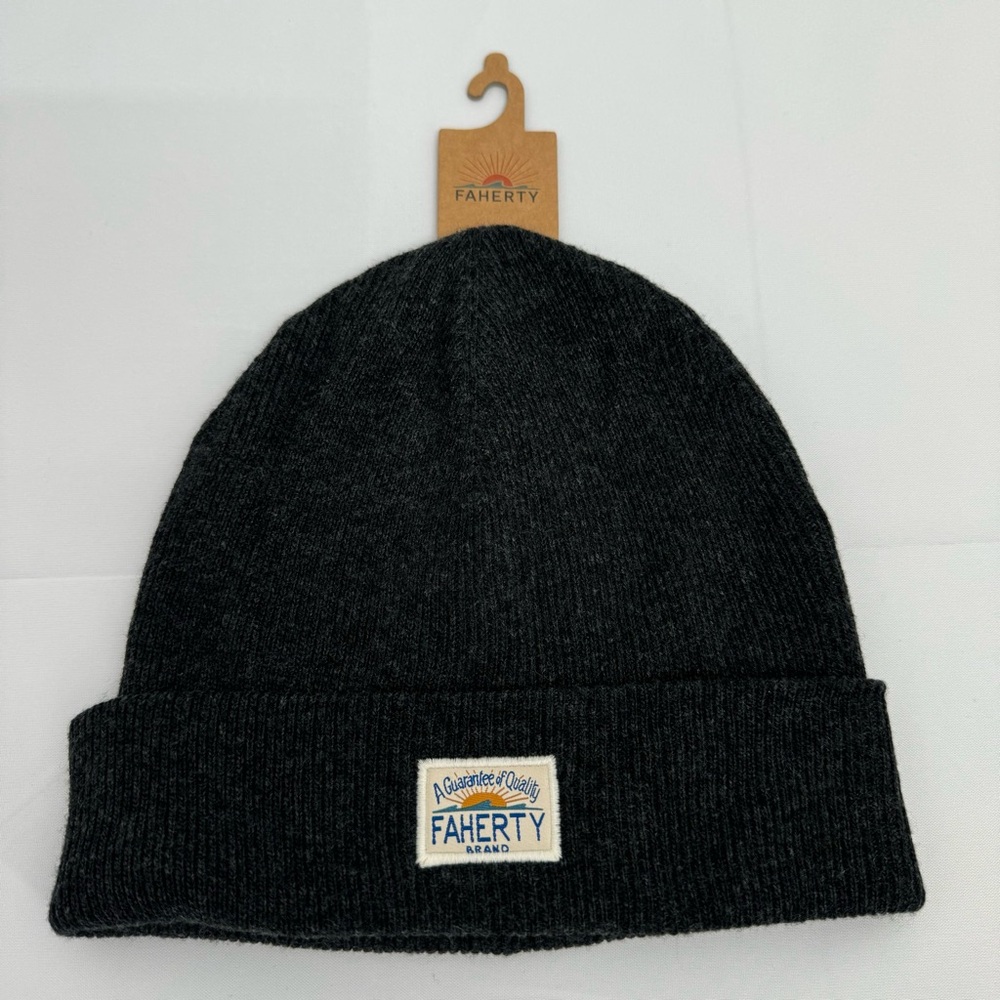 NWT Faherty Core Logo Beanie Hat Unisex OS Charcoal Polyester Nylon Wool New